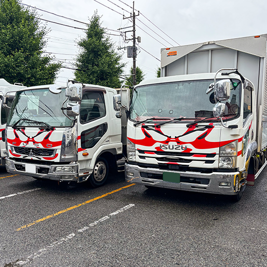 トラック写真