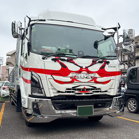 トラック写真