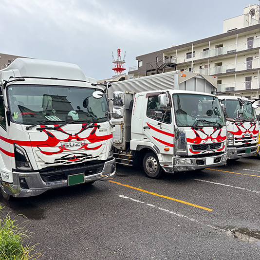 トラック写真